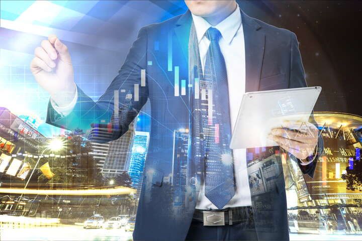 空调压缩机电容在哪里(变频空调启动电容在哪里)